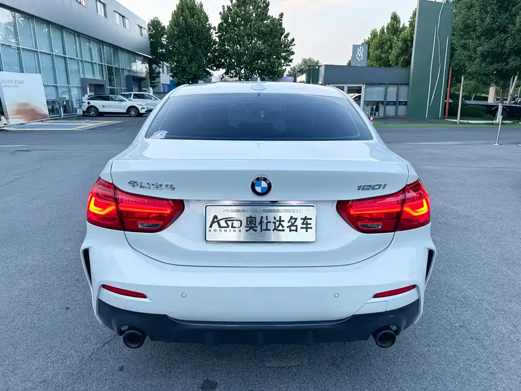 BMW 1 Series 2022