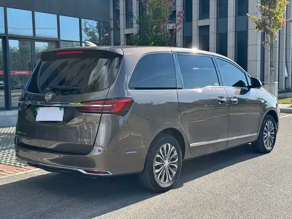 Buick GL8 2020