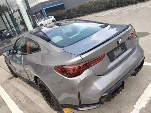 BMW M4 2024