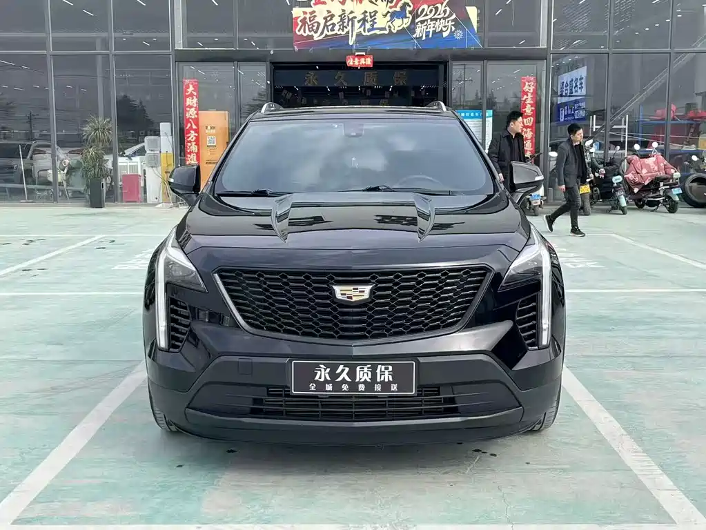 Cadillac XT4 2020 — фото 2