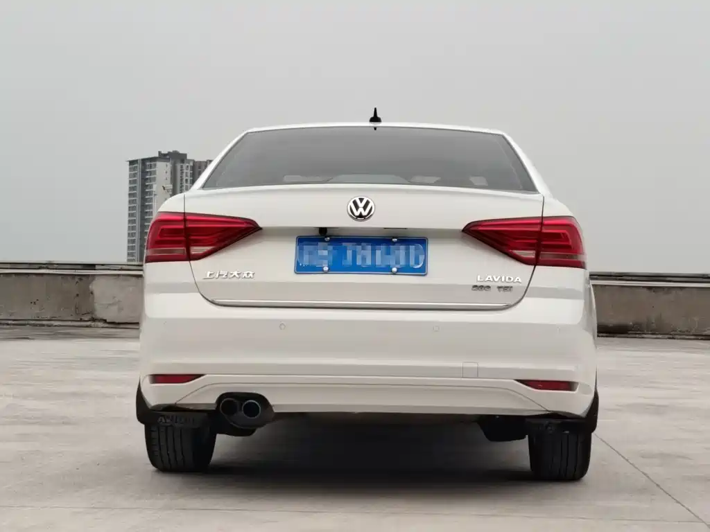 Volkswagen Lavida 2018 — фото 3