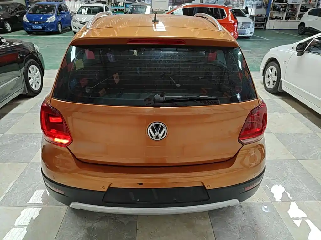 Volkswagen Polo 2015