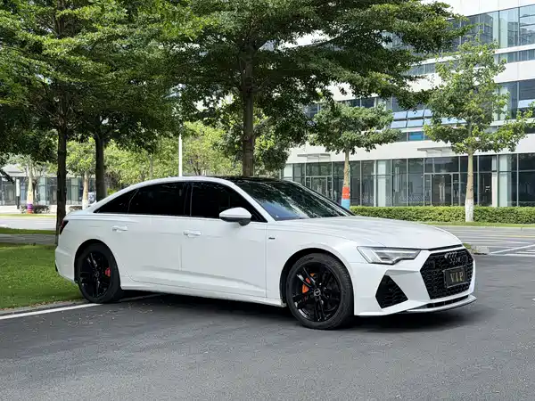 Audi A6L 2022