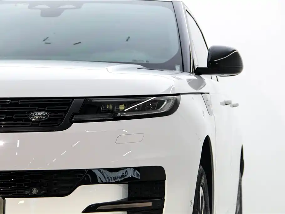 Land Rover Sport 2023 — фото 9