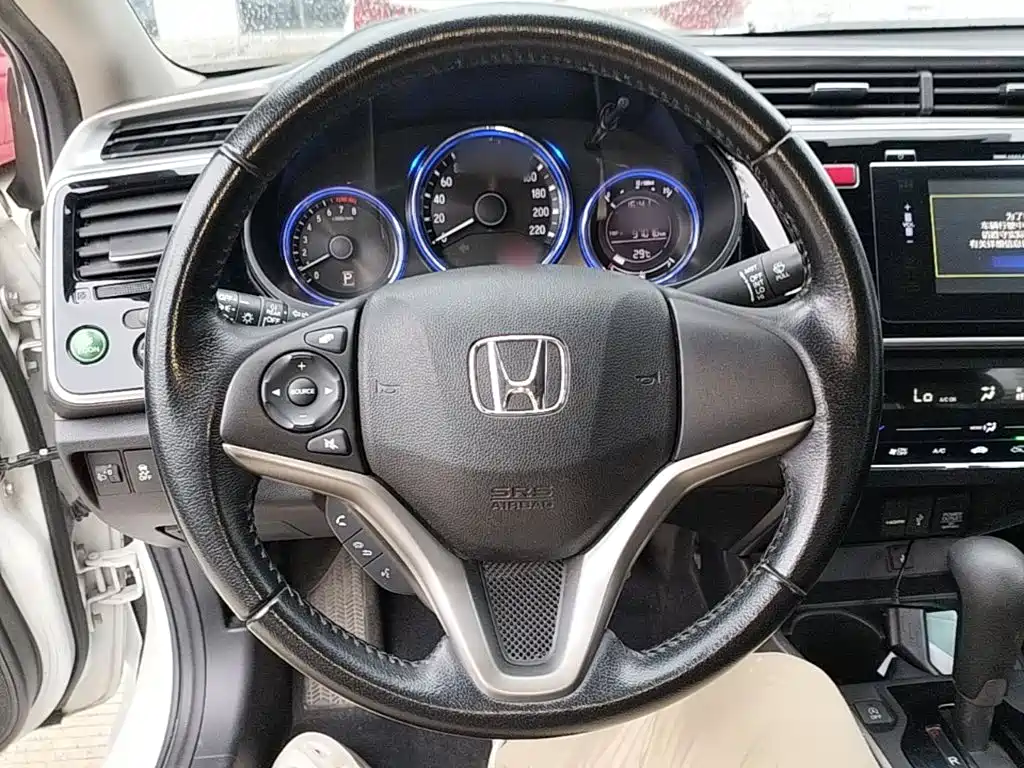 Honda City 2016 — фото 11