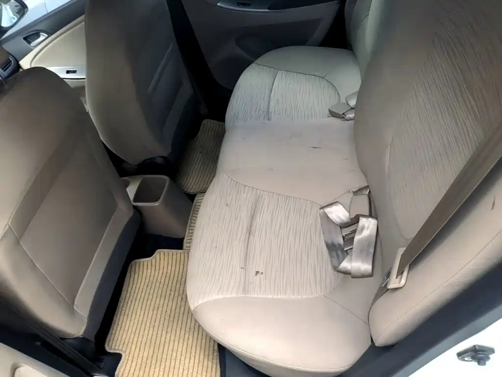 Hyundai Verna 2015 — фото 17