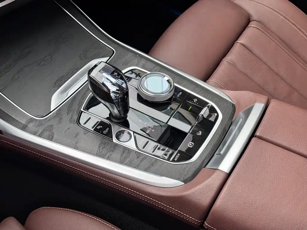 BMW X7 2019 — фото 14