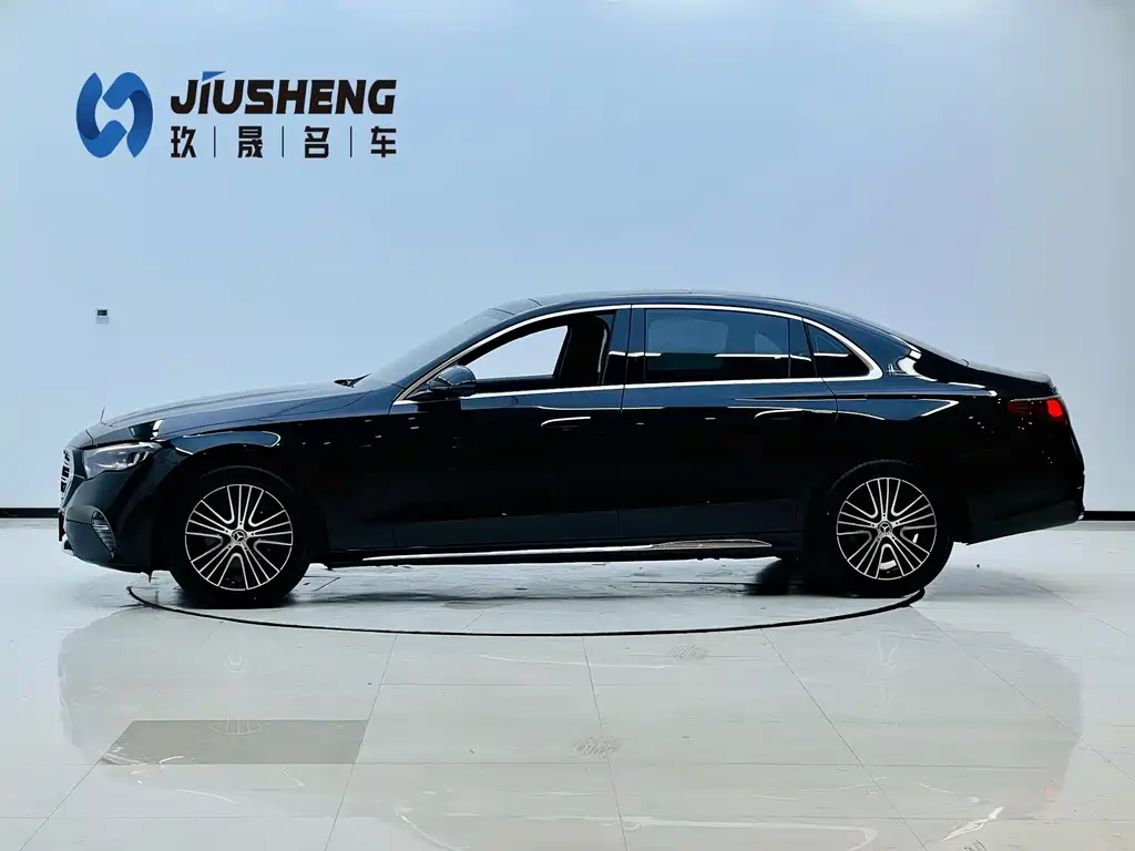 Mercedes-Benz E-Class 2025