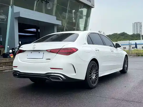 Mercedes-Benz C-Class 2022