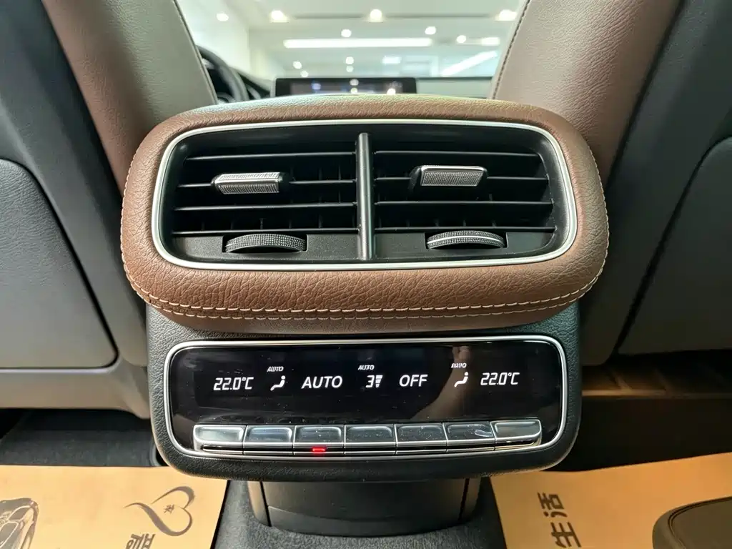 Mercedes-Benz GLE 2023 — фото 15