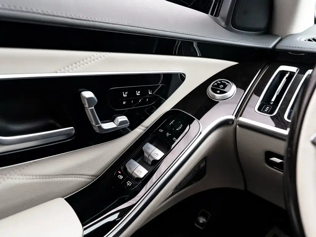 Mercedes-Benz S-Class 2025 — фото 23