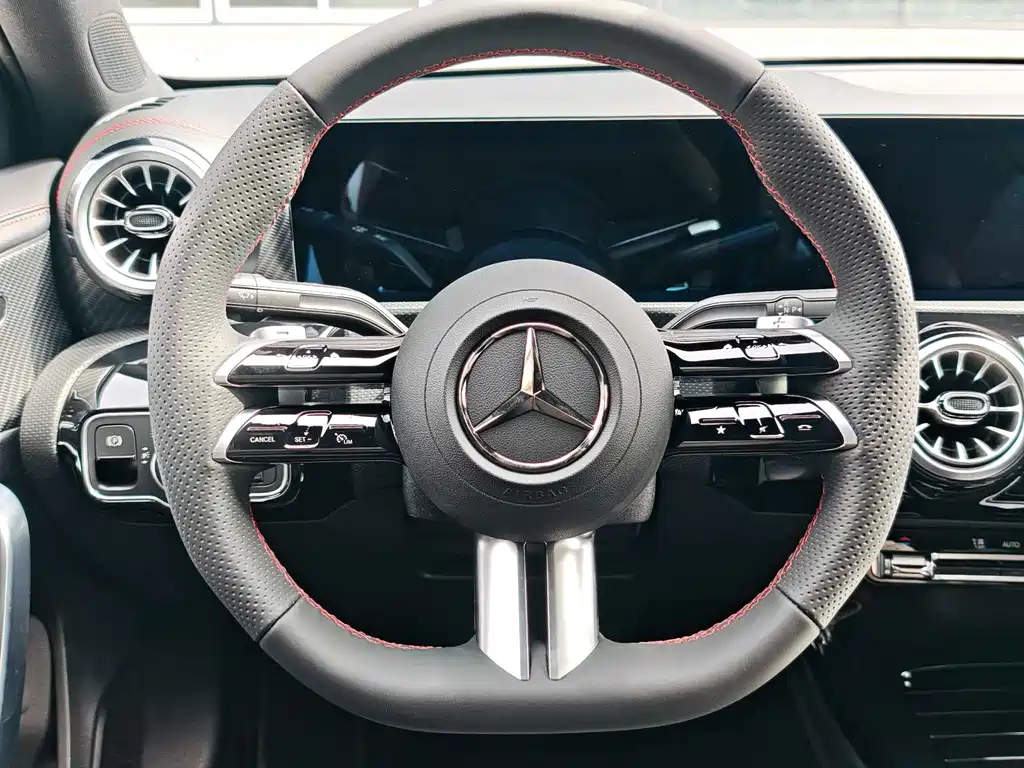 Mercedes-Benz A-Class 2026 — фото 13