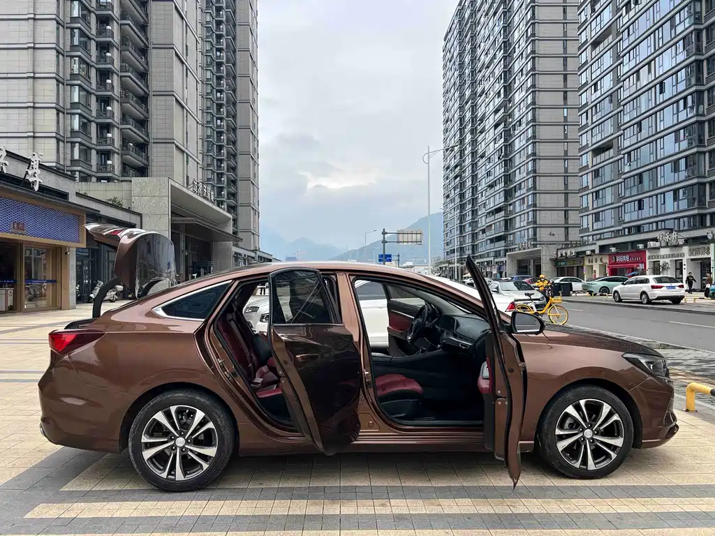 Changan Escape 2020 — фото 21