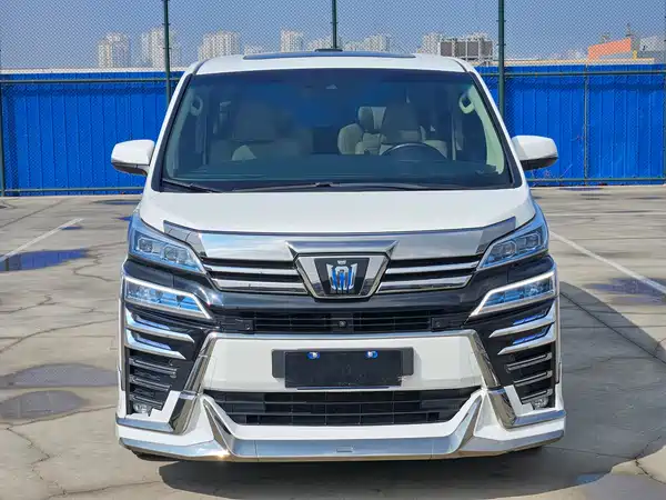 Toyota Vellfire 2021