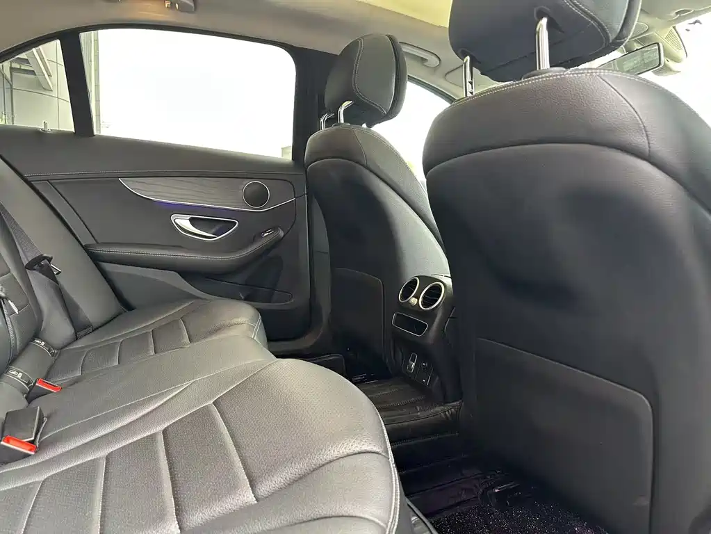 Mercedes-Benz C-Class 2020 — фото 11