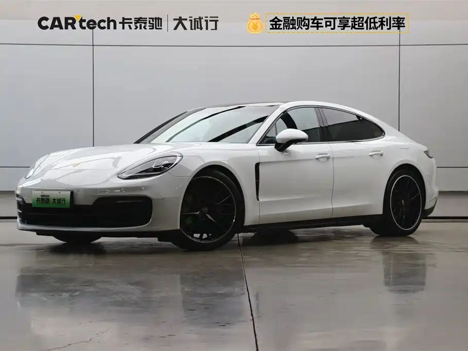 Porsche Panamera Hybrid 2023