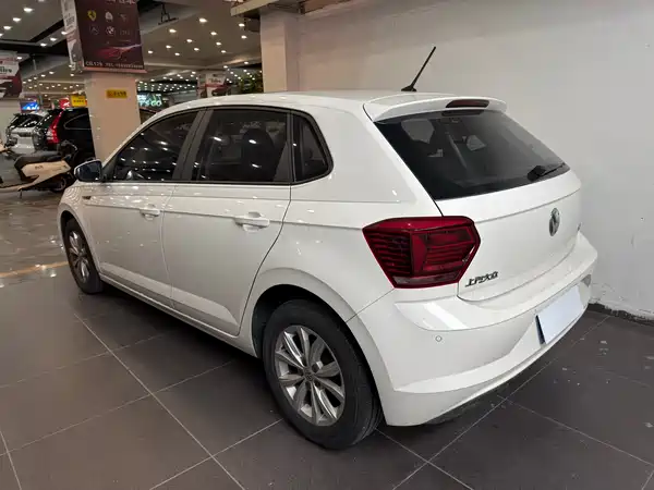 Volkswagen Polo 2021