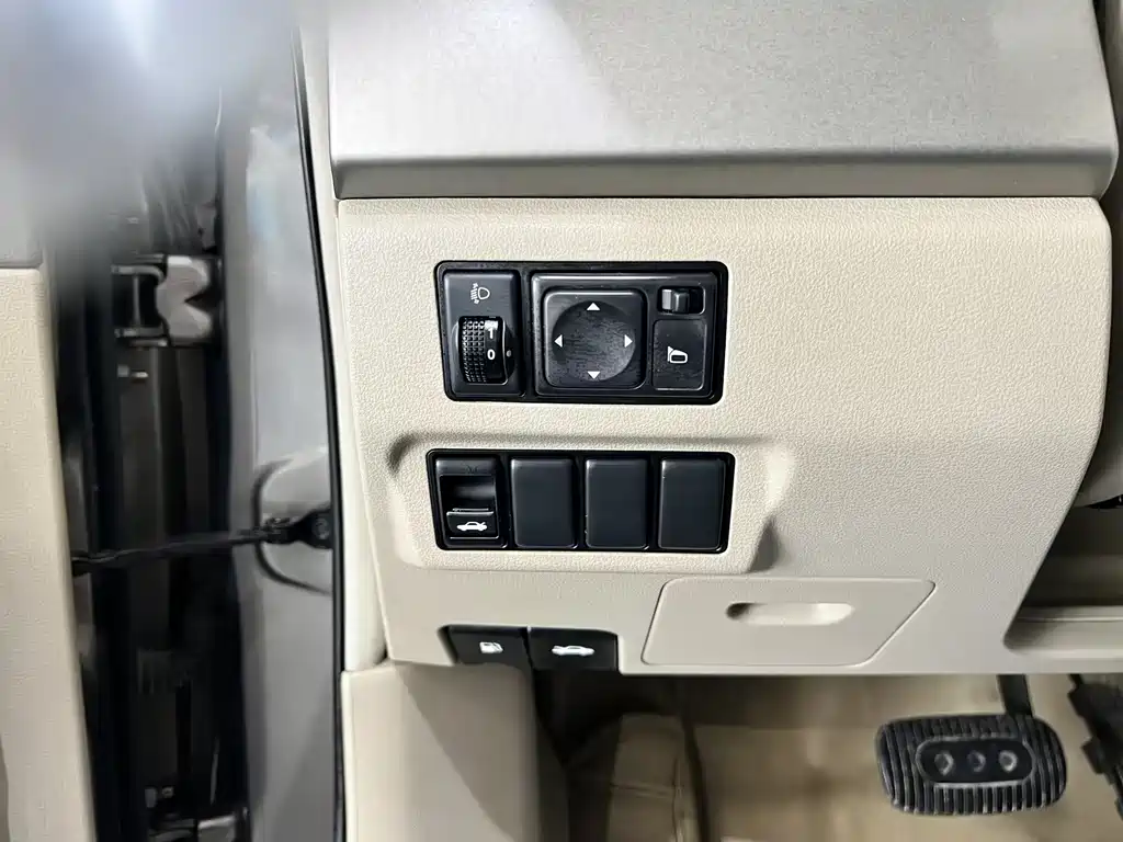 Nissan Sylphy 2013 — фото 11