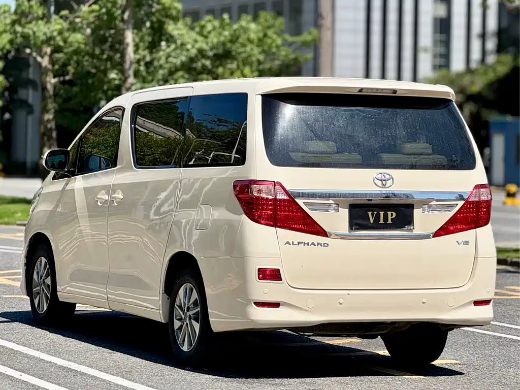 Toyota Alphard 2012 — фото 9