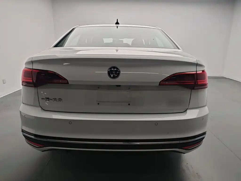 Volkswagen Bora 2024
