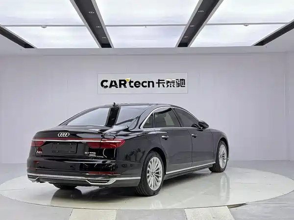 Audi A8 2021