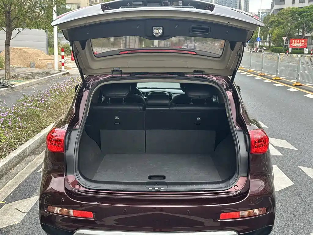 Infiniti QX50 2016 — фото 11