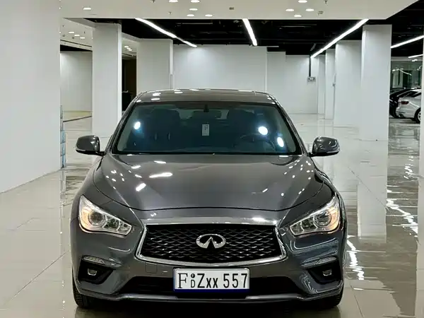 Infiniti Q50L 2018
