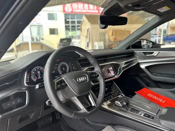 Audi A6L 2020