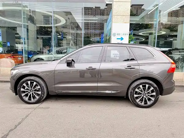 Volvo XC60 2024
