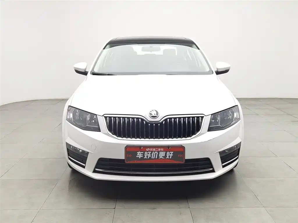 Skoda Octavia 2017 — фото 3