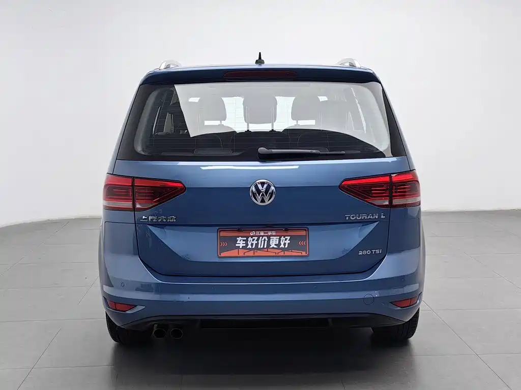 Volkswagen Touran 2018 — фото 4