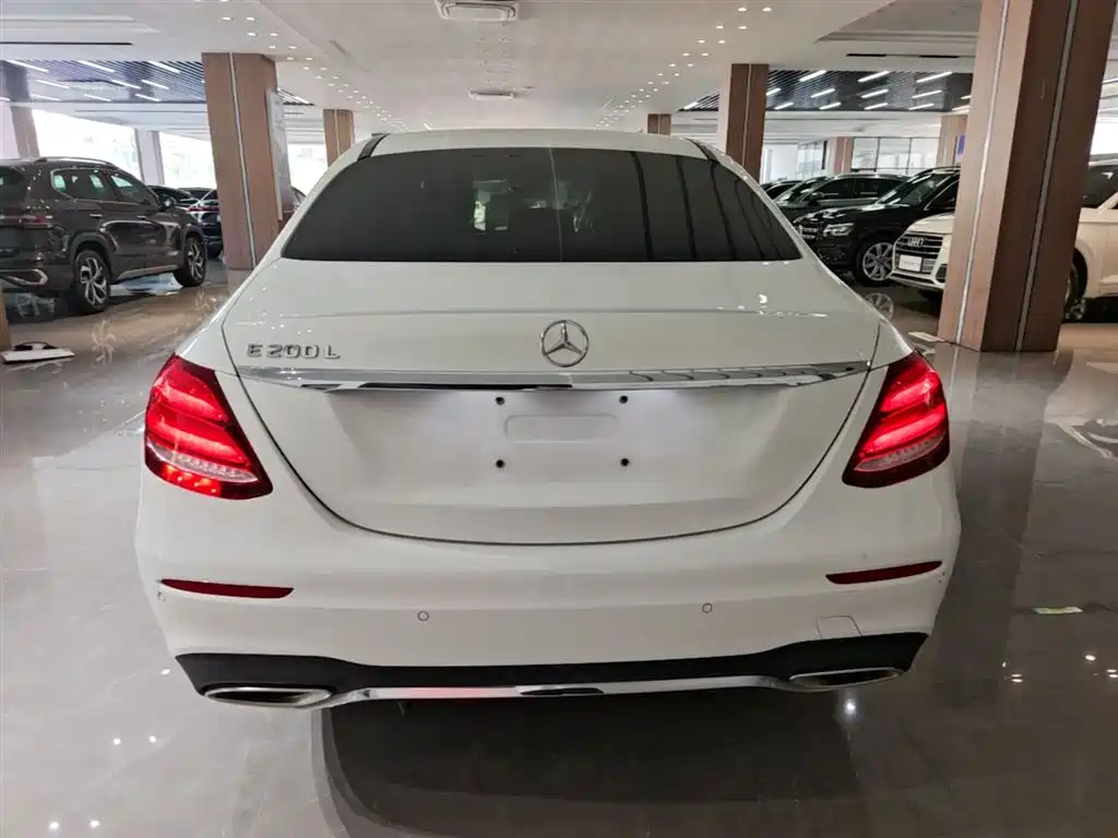 Mercedes-Benz E-Class 2018 — фото 6