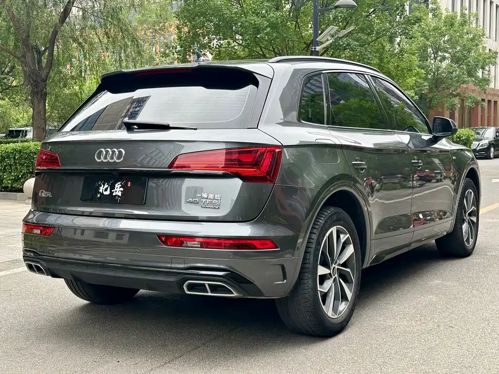 Audi Q5L 2022 — фото 4