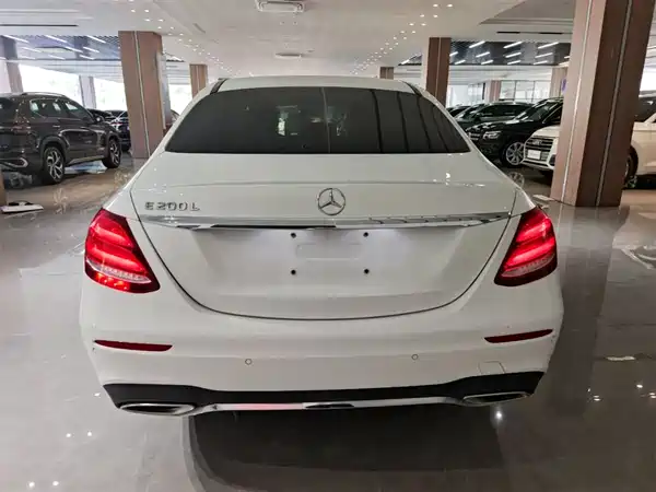 Mercedes-Benz E-Class 2018