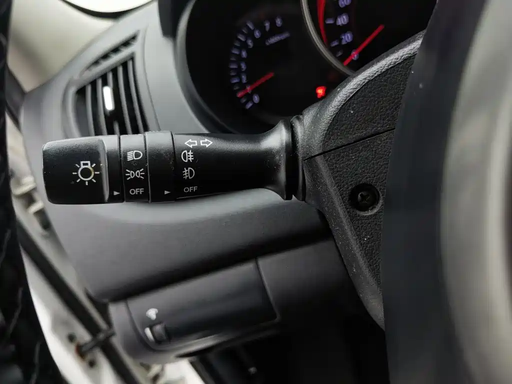 Kia Forte 2012 — фото 21