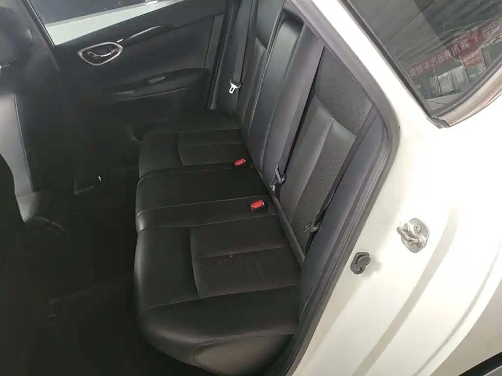 Nissan Sylphy 2019 — фото 17