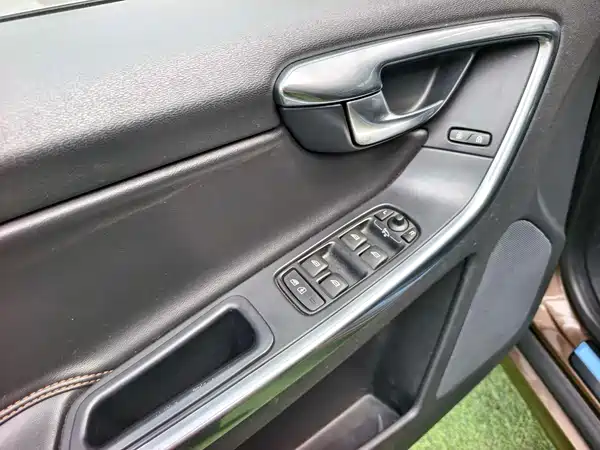 Volvo XC60 2015