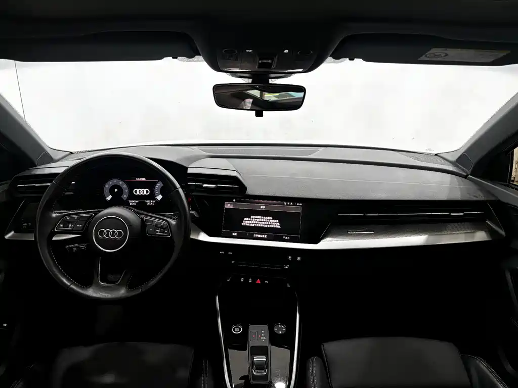 Audi A3 2022 — фото 13