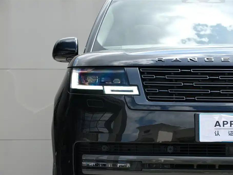 Land Rover Range Rover 2024 — фото 19