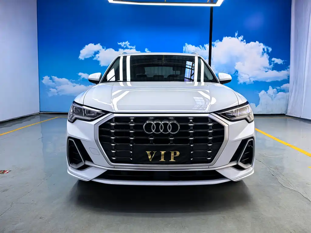 Audi Q3 2022