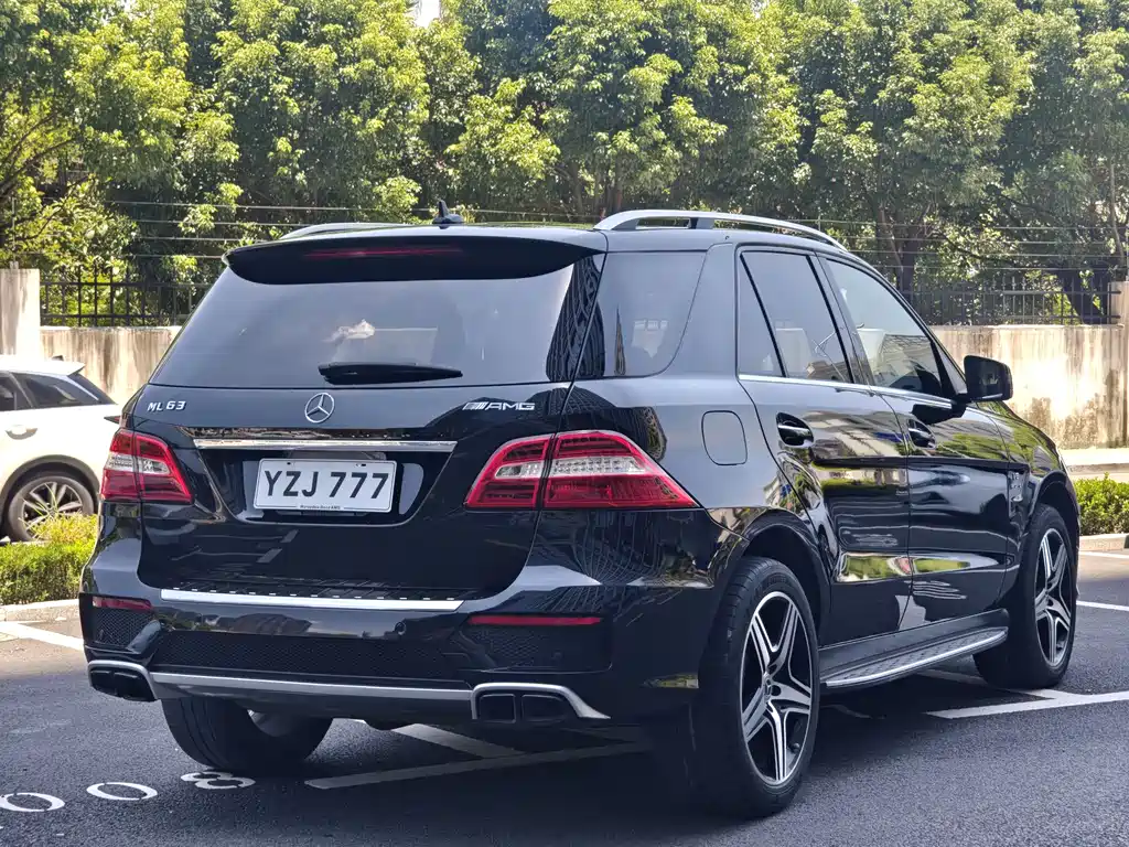 Mercedes-Benz M-Class AMG 2015 — фото 9