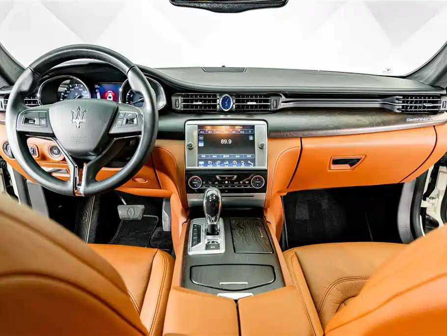 Maserati Quattroporte 2014 — фото 12