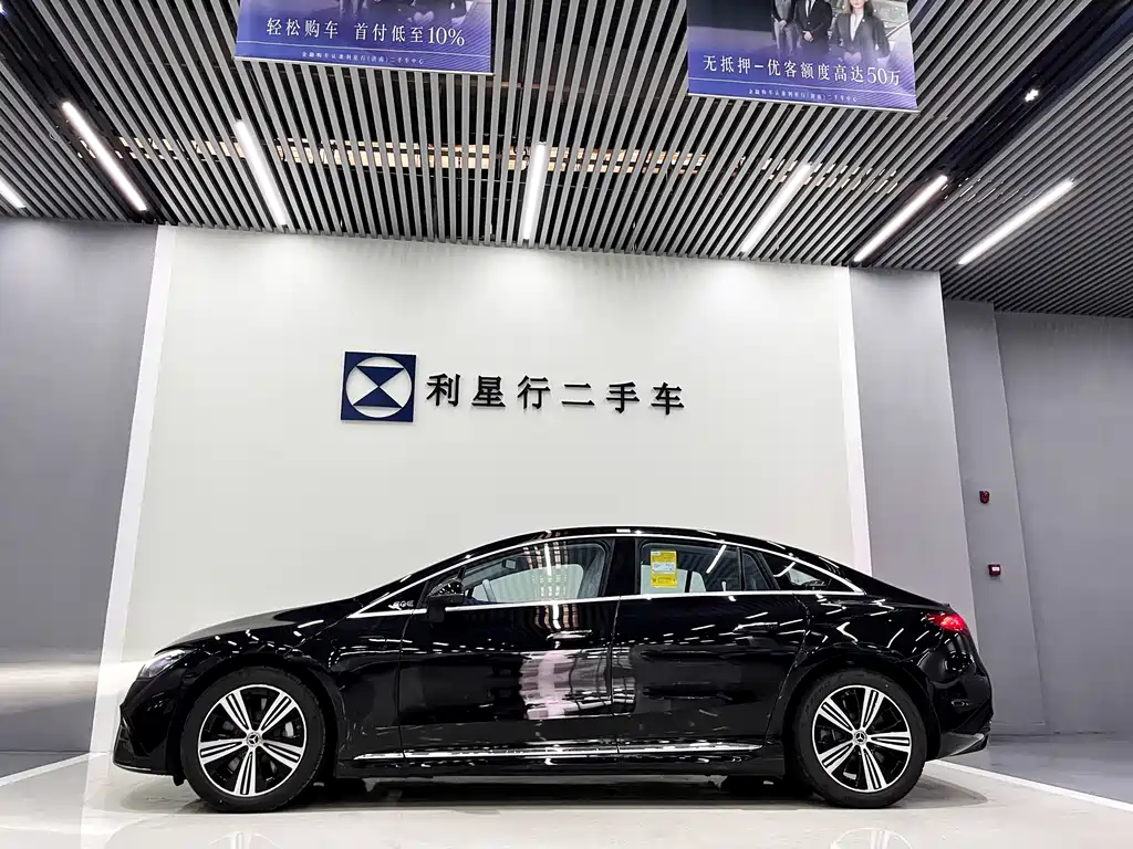 Mercedes-Benz EQE 2025