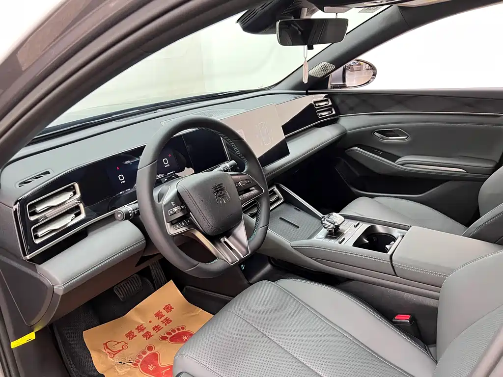 BYD Qin L 2025 — фото 14