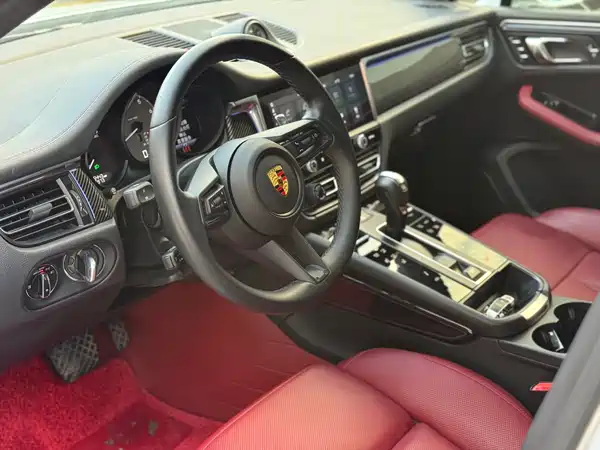 Porsche Macan 2023