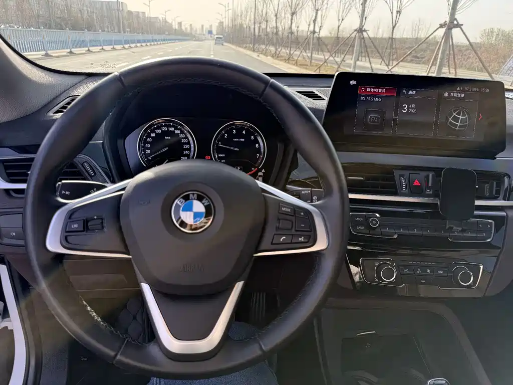 BMW X1 2023 — фото 15