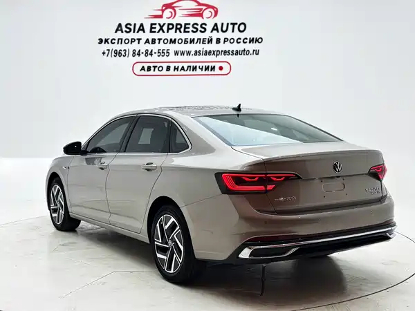 Volkswagen Sagitar 2022