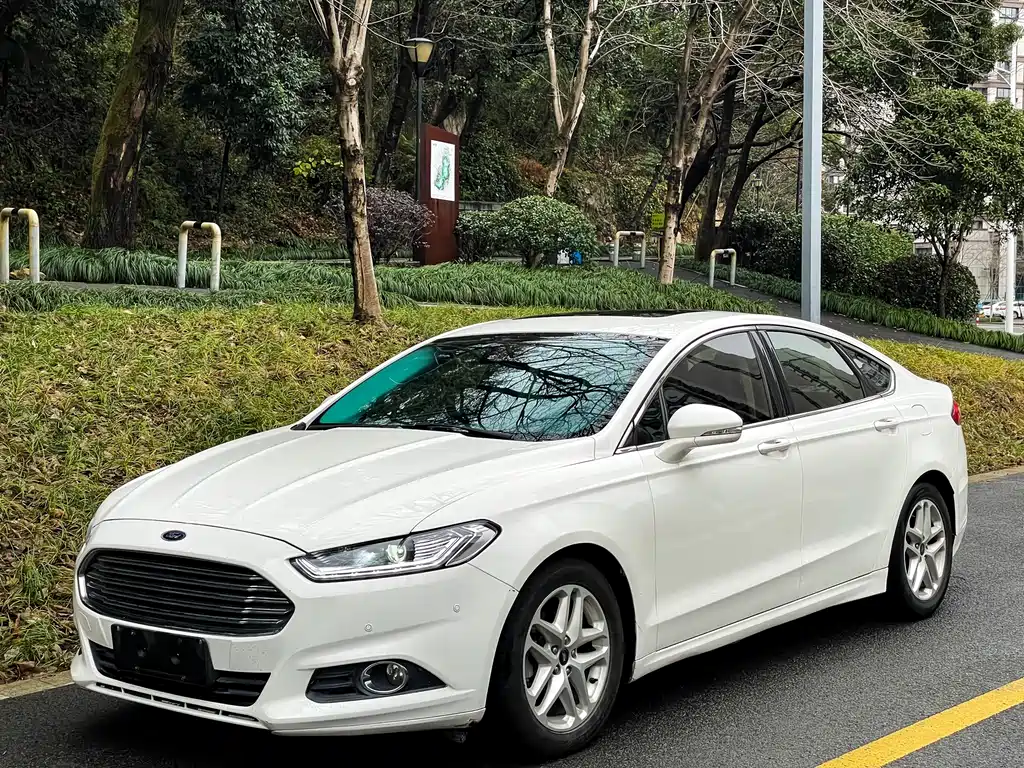 Ford Mondeo 2016 — фото 2