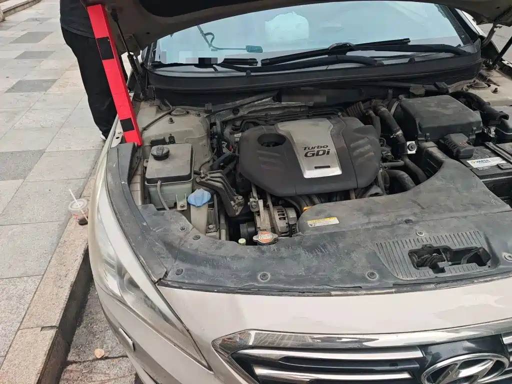Hyundai Sonata 2015 — фото 21