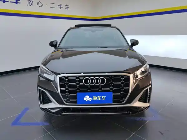 Audi Q2L 2021